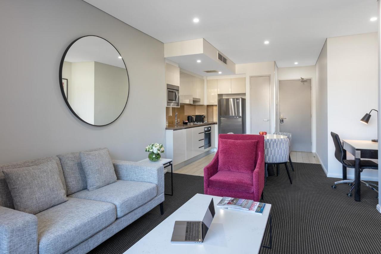 Meriton Suites North Ryde Sydney Exterior photo A typical apartment at the hotel