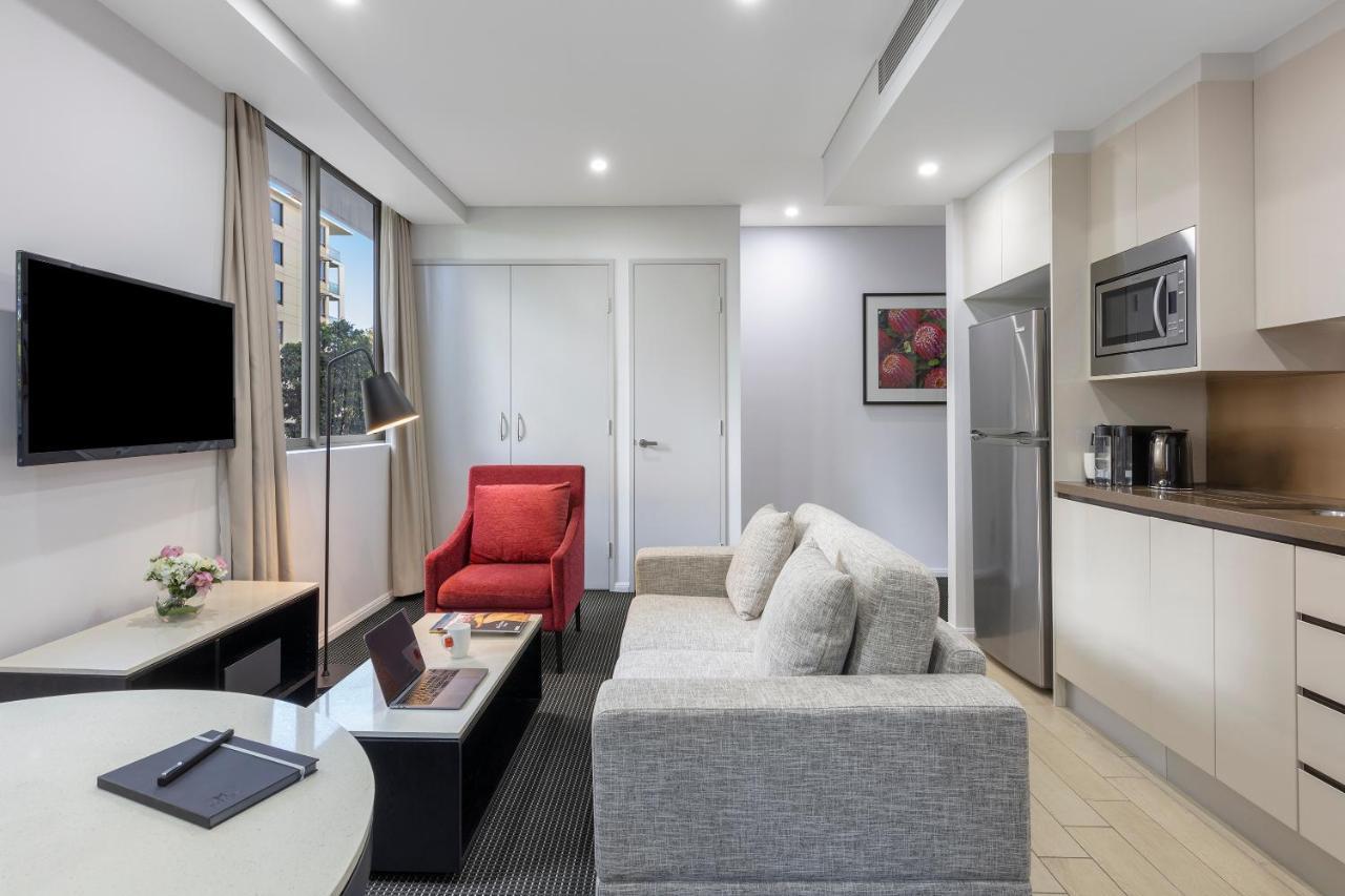 Meriton Suites North Ryde Sydney Exterior photo A typical apartment at the hotel